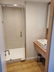 Hotels Hotel & Restaurant Le Patio VICHY : photos des chambres