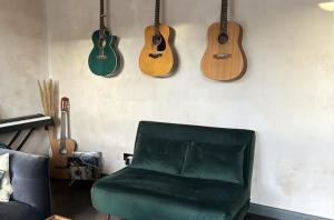 Albas Den - A creative sanctuary in NW10 London