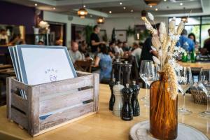 Logis Hotels Gnac e Pause : photos des chambres
