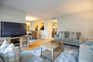 2233 Heritage Villas