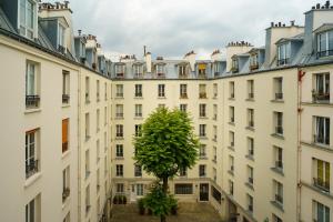 Contemporary 1BD Apartment Hopital Saint Louis