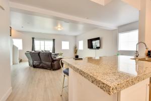 South Salt Lake Townhome - Family Friendly!