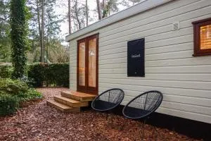 Tranquil forest chalet by a pond in Veluwe, sleeps 4 - 't Harde