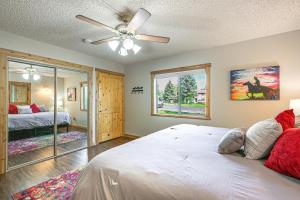 4 Mi to Hot Springs Pagosa Springs Condo