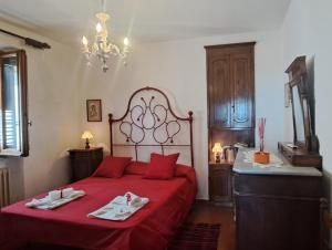 Lincanto del Trasimeno con giardino vista lago nel cuore di Castiglione