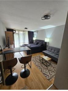 Aspen Suites Luxury Studio A006