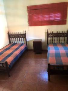Chácara Linda e Aconchegante com 300mega Internet, Quadra Beach Tennis e Mesa de Sinuca