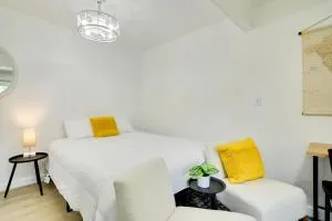 Charming Studio with Pool and Table Rock Lake Access! - Lampe