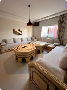 MONA - Elegante Stadtwohnung nähe Strand - Dar Belouasene