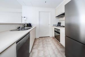 Spacious 1 bedroom apartment close to Crown