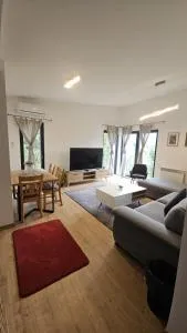 Sarajevo Hills,small villa with garden and garage - Njemanica