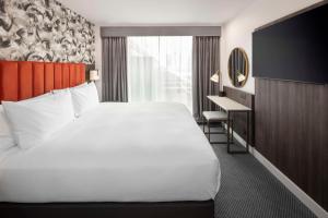 King City Suite room in DoubleTree by Hilton Manchester Piccadilly