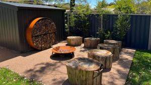 The Bay Haus - Luxury Escape with Private Pool, minutes to Jervis Bays beaches