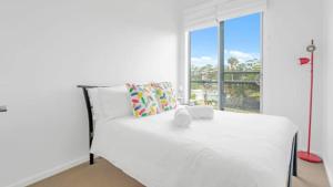 Vincentia Style - Only 150m to the Beach - Free Wifi & Chrome Cast