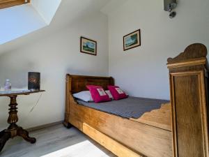 B&B / Chambres d'hotes Suite Familiale Privatisee avec Petit Dejeuner, Salon et Chambres au 1er Etage - FR-1-591-396 : photos des chambres