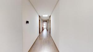Villa S- Luxurious 8 masterbedrooms villa on 3000m2, close toamenities, Golf and heart of Souissi