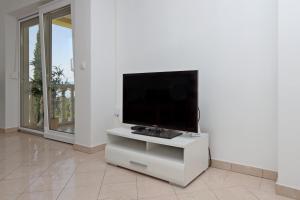 Apartments with parking space Kostrena, Rijeka - 23422