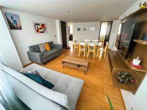 Apto 301 Av. Las Lajas