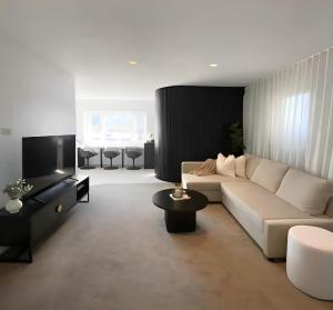 Breathtaking Harbour Bridge & Opera House Views