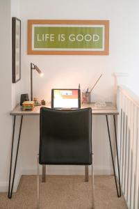 2 Bed Charming Duplex