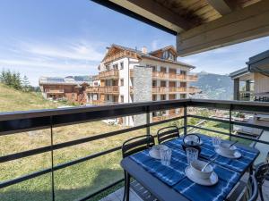Appartement 8 pers, centre Courchevel, accès pistes, SPA, idéal familles - FR-1-631-203
