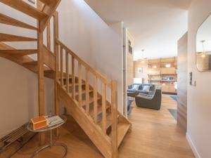 Duplex neuf avec balcon, cheminée, proche des pistes à lAlpe dHuez - FR-1-645-73