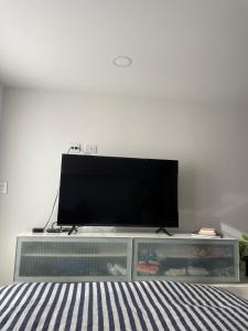 Moderno studio cerca a Unicentro