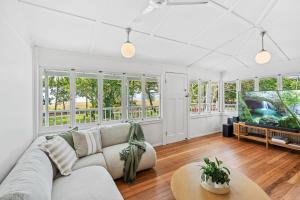 Belle Escapes The Beach House at Yorkeys