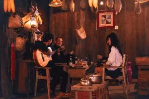 BackPacker's House Mang Den - Làng Dak Tung