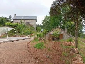 Gîte Le Domaine de l'Eolienne Maison et studio 9/10 personnes - Sévérac d' Aveyron