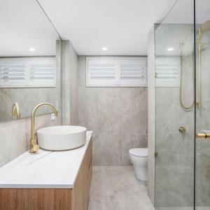 Burleigh Beach Abode With Beach View