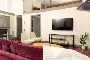 Stylish And New 1 Br Loft Apartment Right Downtown - Cave Spring