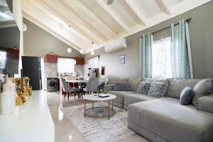 Sky View Villas @ Edmund Ridge Estate