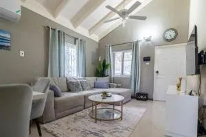 Sky View Villas @ Edmund Ridge Estate - Rose Hill