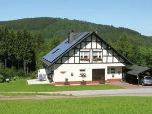 Cozy apartment near the forest in Mark - Hilchenbach