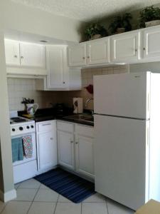 1BR Hidden Coastal Retreat 3 3Mins to Beach