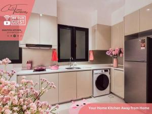 Above Paradigm Mall- next Hyatt Palace 5GWifi Netflix by ChillTime Homestay