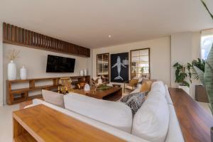 Luxury Beachfront Apartment in Cabo