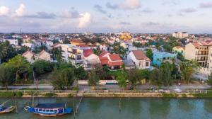 Man Villa -Sunset Outdoor Jacuzzi 8min to Oldtown