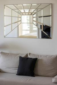 Bright Two-Bedroom Apartment by Noclegi Renters