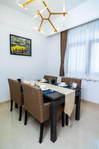 EAST VIEW RESIDENCES Building Tower B#Amazing view! access Phnom Penh! Max 2-4ppl