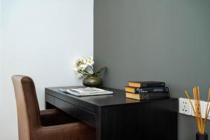 EAST VIEW RESIDENCES Building Tower B#Amazing view! access Phnom Penh! Max 2-4ppl