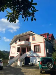 Home in paradise - Tofaloglebi