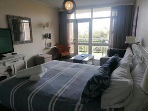 Brookes Hill Studio, Unit 156