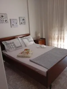 Watermellon Home - 尼亚·蒙达尼亚