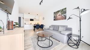 Platinium, Sun & Snow