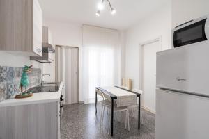 Bari Station Classic Apartment by Wonderful Italy