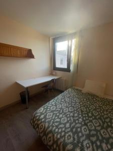 Appartements Appartement 5 chambres proche de toute commodite : photos des chambres