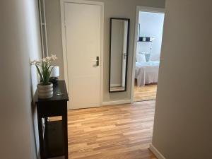 Cozy One Room Apartment At Stockholm