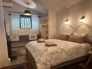 Villas BERGERIE renovee avec piscine chauffee et terrain cloture : photos des chambres